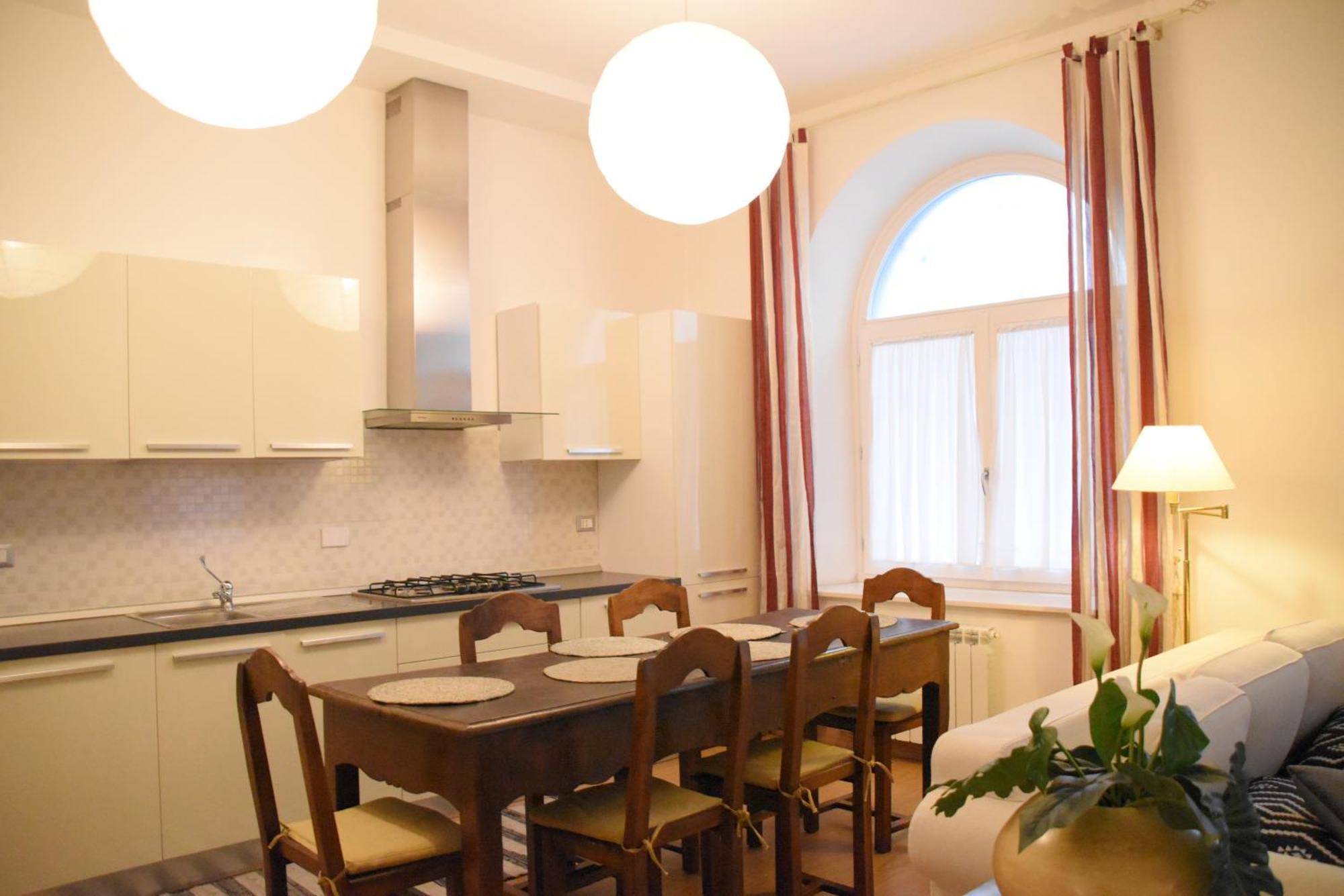 Loft With Private Parking Apartment Trieste Ngoại thất bức ảnh