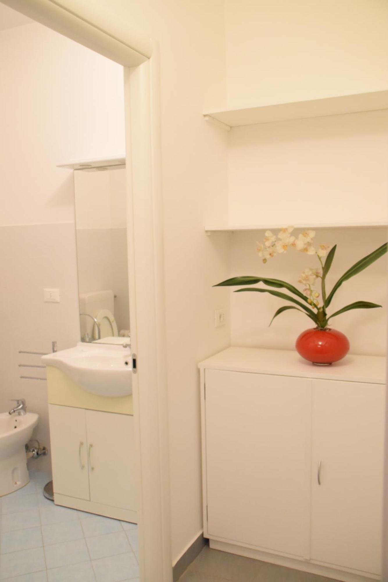 Loft With Private Parking Apartment Trieste Ngoại thất bức ảnh
