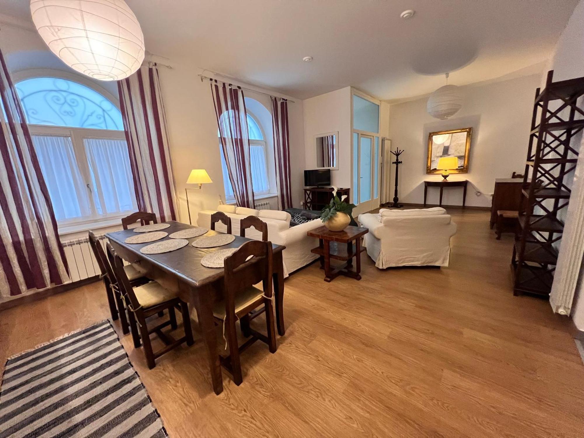 Loft With Private Parking Apartment Trieste Ngoại thất bức ảnh